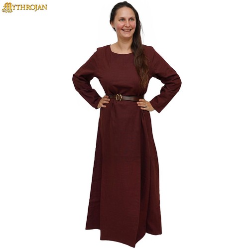 Medieval dress reenactment - medieval,