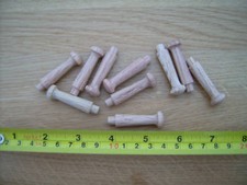 10x  Hardwood OAK shaker pegs