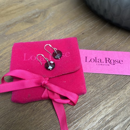 Genuine lola rose - genuine, quartz