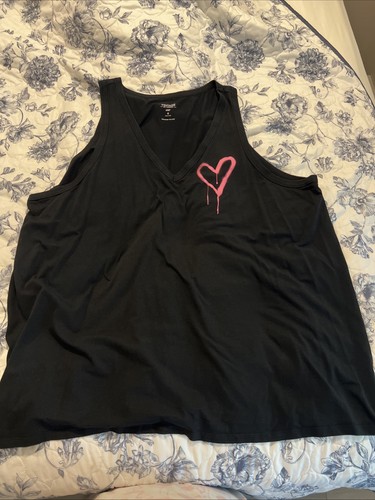 Torrid sleeveless heart tank - sleeveless,