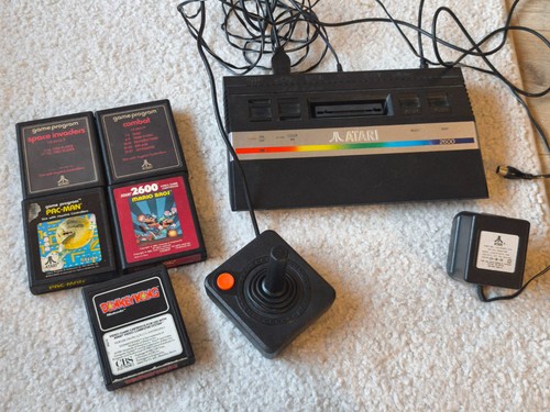 Atari 2600 console - jr,