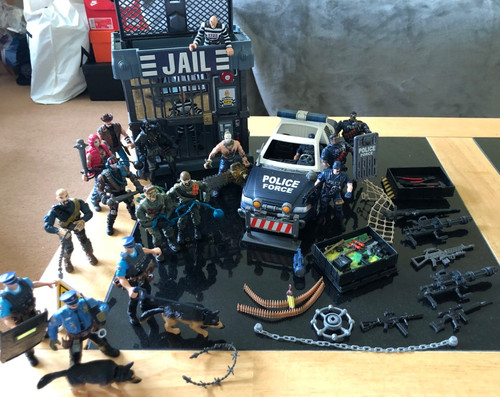 Police bad guys 4 - bad, 4”
