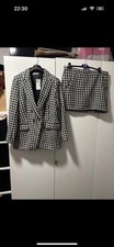 womens blazer and skirt size
