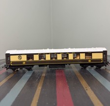 Hornby R229 Pullman Car OO