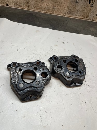 Clio mk2 rear caliper mounts - mk2,