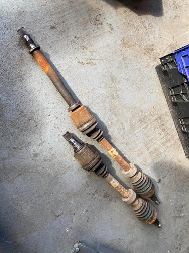Set driveshafts for - driveshafts,