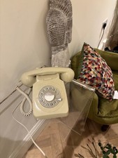 1970s-Style Retro Landline Telephone, Classic Cream Colour very good condition