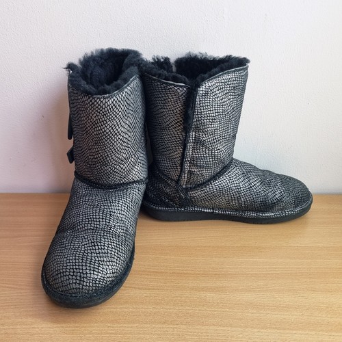Women bearpaw mamba suede - women's,