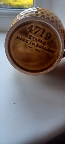Vintage sylvac golf - ball, mug