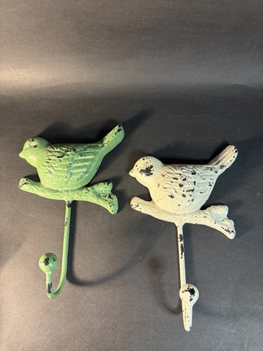 Cast metal bird wall hooks - 2,