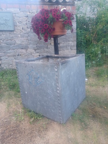 Vintage galvanised water - vintage,