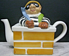 Carlton Ware - Burglar In A Chimney On The Roof Novelty Collectible Teapot
