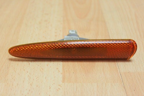 Indicator left side - /,