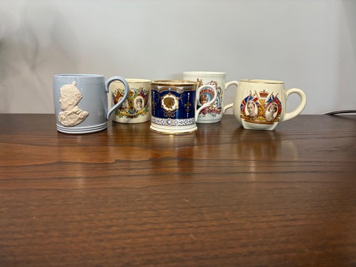 Royal family commemorative - royal,