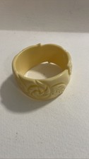 Vintage Carved Butterscotch Cream Bakelite Bangle Bracelet Floral Rose repaired 