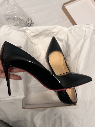 100 auth women - 100%, louboutin