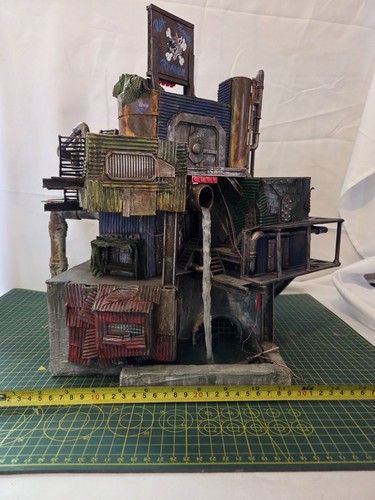 Warhammer table diorama hive - warhammer, diorama-hive