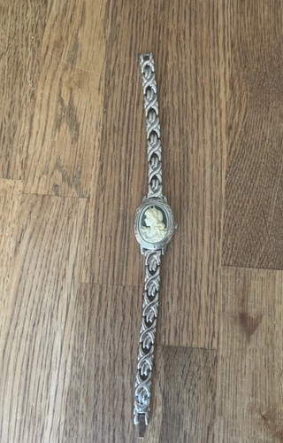 Rare vintage valentino - rare,