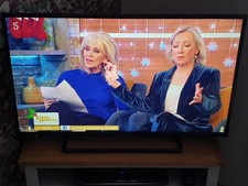 PANASONIC 43" FLAT SCREEN HD