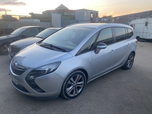 Breaking 2014 vauxhall - breaking,