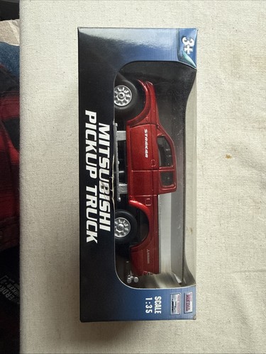 Mitsubishi pick truck scale - up,