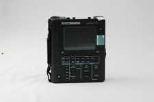 Tektronix THS710A Handheld Oscilloscope 60MHz Scope/DMM Digital Real-Time 250MS/
