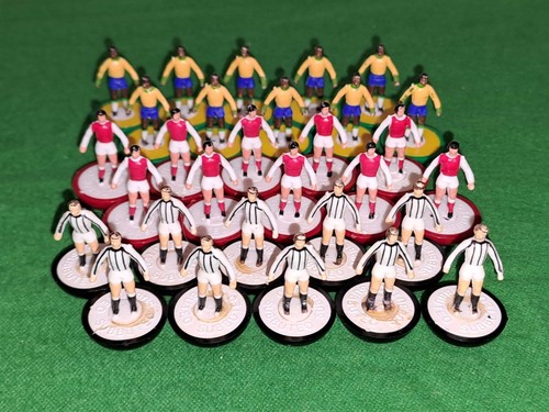 Subbuteo c100 zombie teams - 3x,