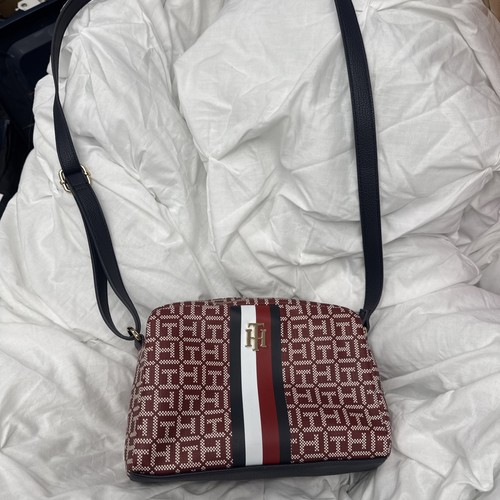 Tommy hilfiger purse - tommy,