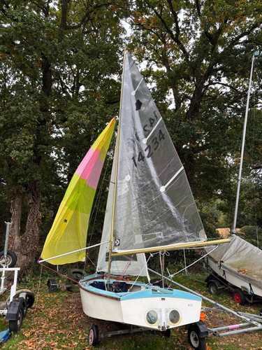 Gp14 sailing dinghy 14 - sailing,
