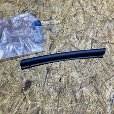 Mercedes-Benz W126 Front Right