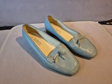 Shoe Tailor size 7 EEE smart slip on shoes in sea blue. Low heel.