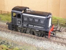 Tri-ang 00 Gauge Dock