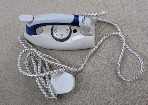 Wilko blue white - &,