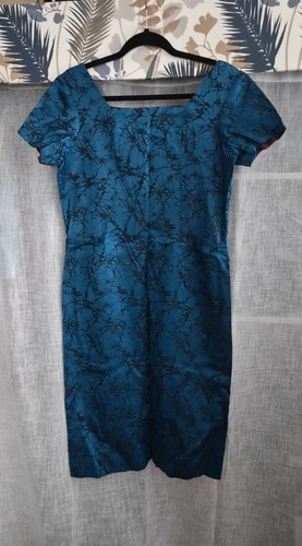 True vintage late 1960s - late, satin