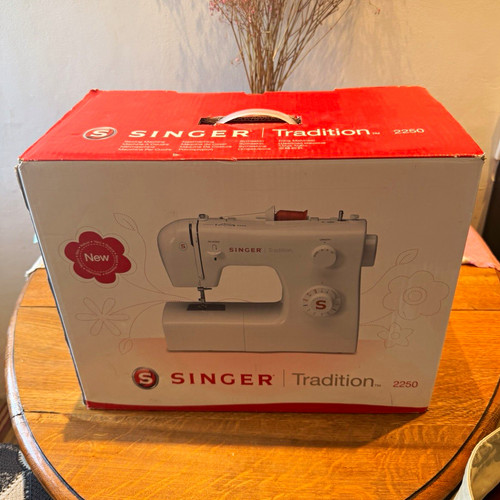 Singer tradition 2250 - tradition,
