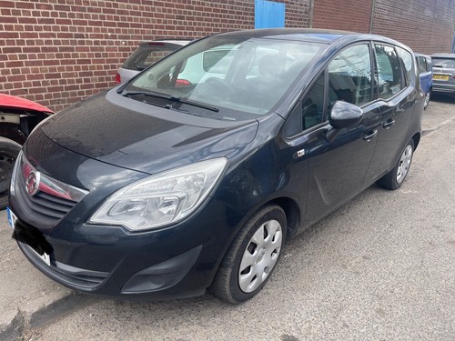 Vauxhall meriva 4 petrol - 12,