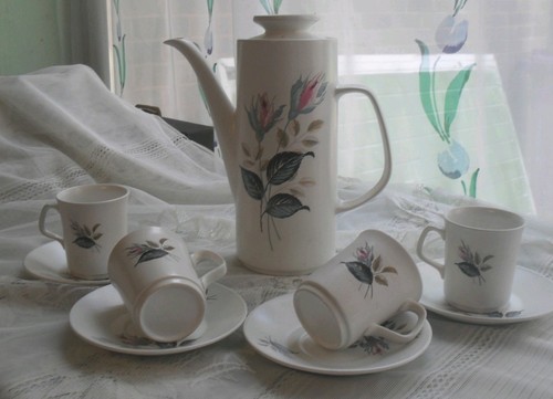 Retro 1960s meakin studio - j&g,
