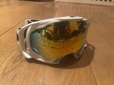 oakley ski goggles  white