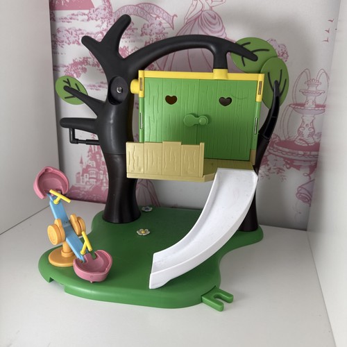 Peppa pig tree house - pig,