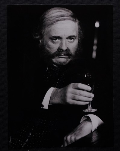 David hemmings jekyll mr - hemmings, "dr