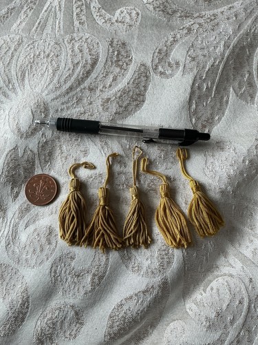 Long antique gold - x,