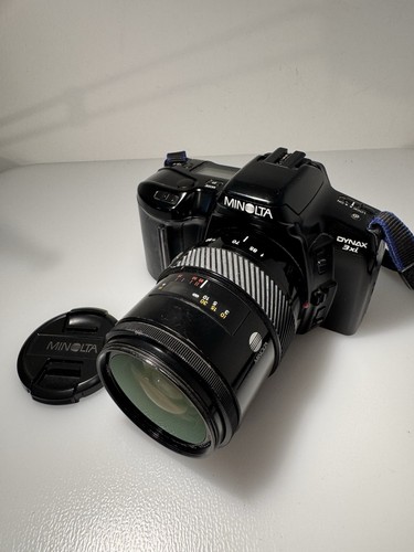 Minolta dynax 3xi slr with - minolta,