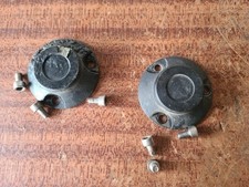 TRIUMPH 750 TRIDENT SWINGARM SWNG ARM END COVER RUBBERS BUSHES ENDS PAIR & BOLTS