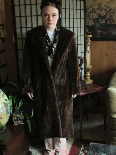 Vintage nigbor furs - vintage,