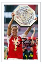 MARTIN ODEGAARD Signed