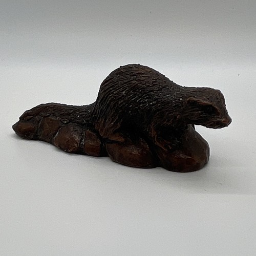 Richmond crafts resin - resin, otter