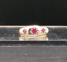 9ct Gold Ruby Stars Band Ring