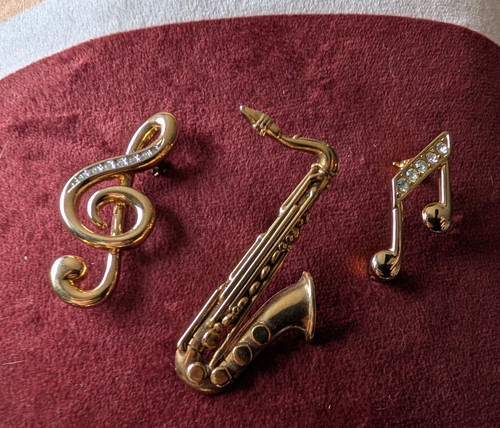3pc gold tone music brooch - gold,