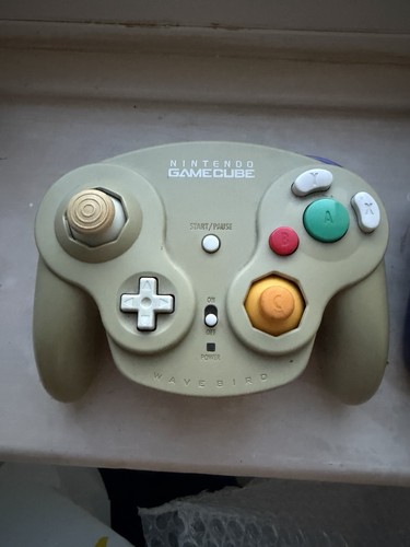 Gamecube wireless controllers - gamecube,