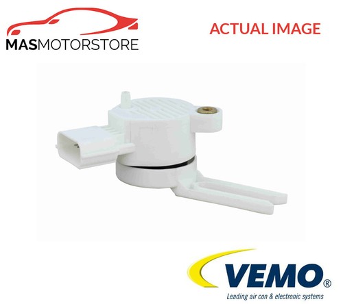 Brake light switch - light, vemo